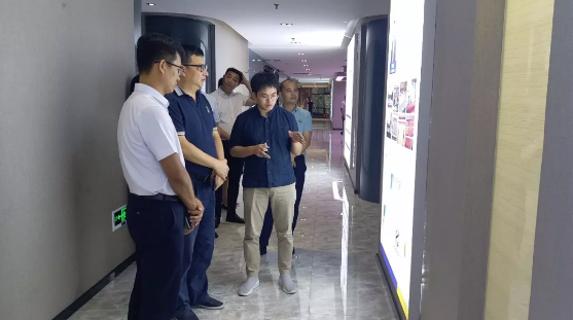 江西赣江新区一行领导到鼎点娱乐加速器考察调研